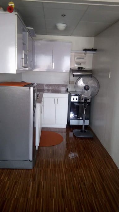 Clean kitchen