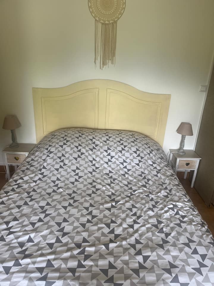 Lit 2 places 140x200 cm