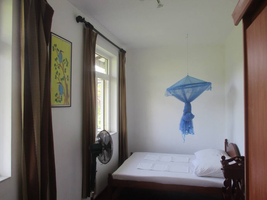 "Backpacker's" Room