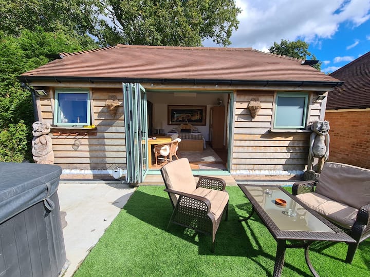 Top 10 Airbnbs With Hot Tub In East Sussex, UK Updated 2024 Trip101