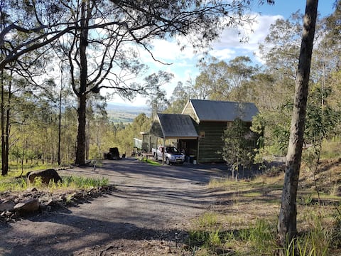 Bundera Lodge