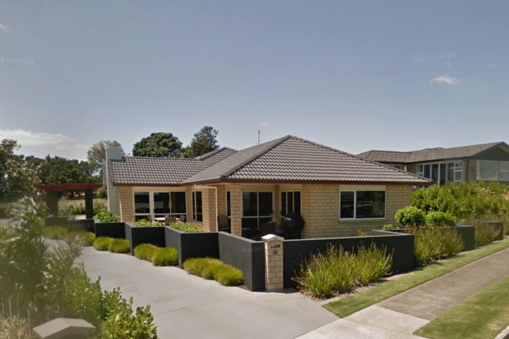 singles in new plymouth Looking for new plymouth widowed women search through the profiles below to find your perfect partner send a message and arrange to meetup tonight we have thousands of members that just can't wait to talk to somebody just like you, all widowers new zealand. singles in new plymouth Looking for new plymouth widowed women search through the profiles below to find your perfect partner send a message and arrange to meetup tonight we have thousands of members that just can't wait to talk to somebody just like you, all widowers new zealand.