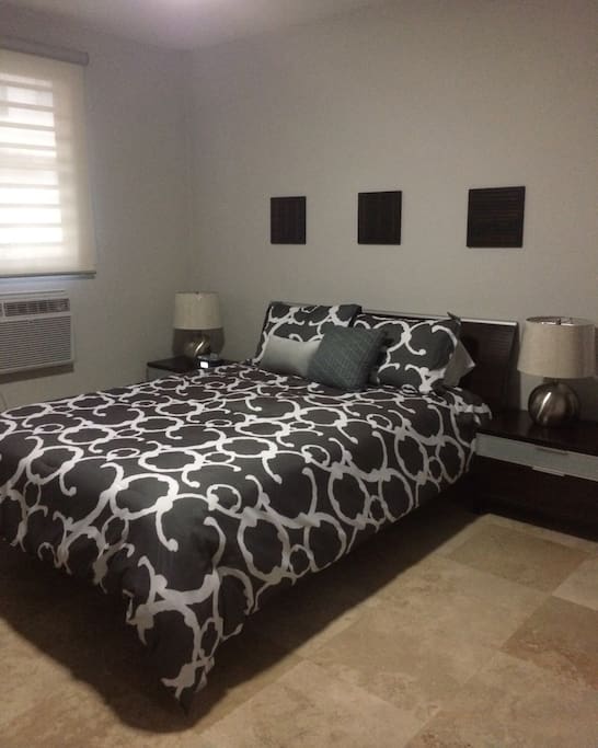 Bedroom - Photo 2