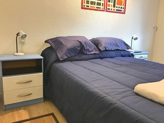 Habitación privada con cama 2 plazas+baño privado