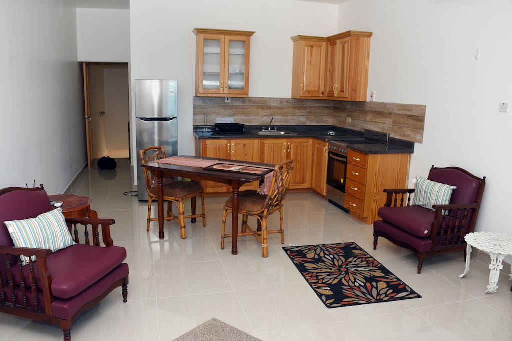 Don't you just love this kitchen and dining area?