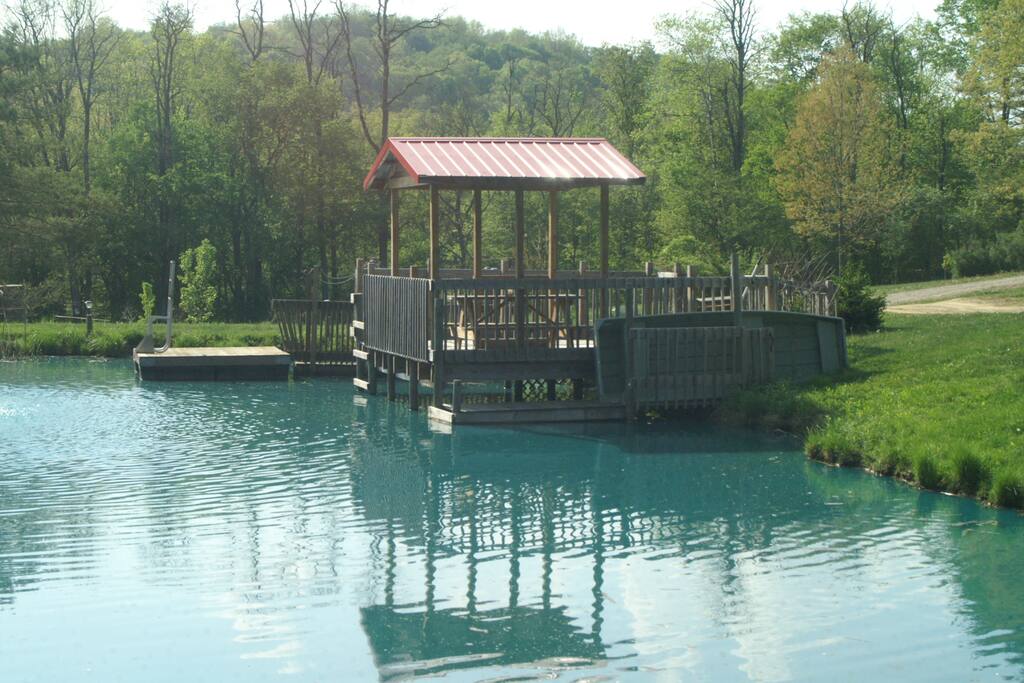 Pond with gazebo,fun with tubes.