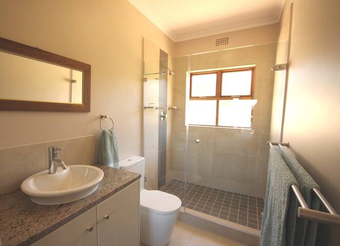 Luxury Self Catering apartment gallery image 2