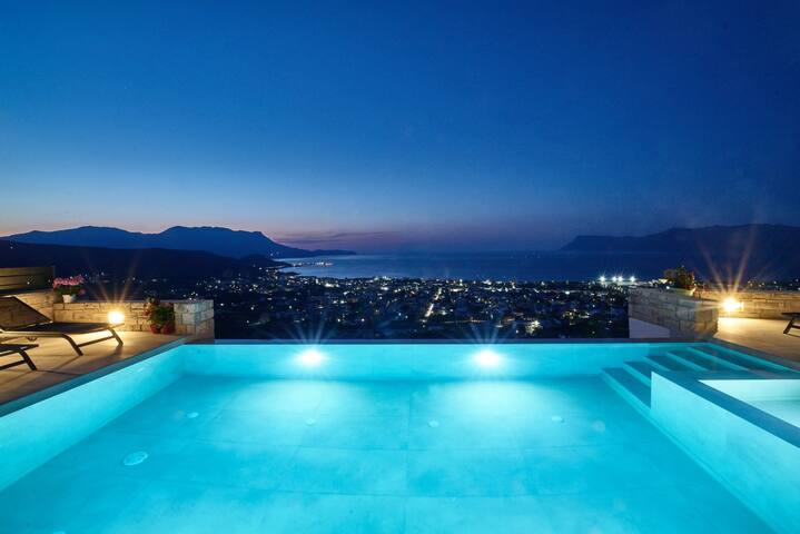 Luxury Villa Argi Infinity pool gallery image 2