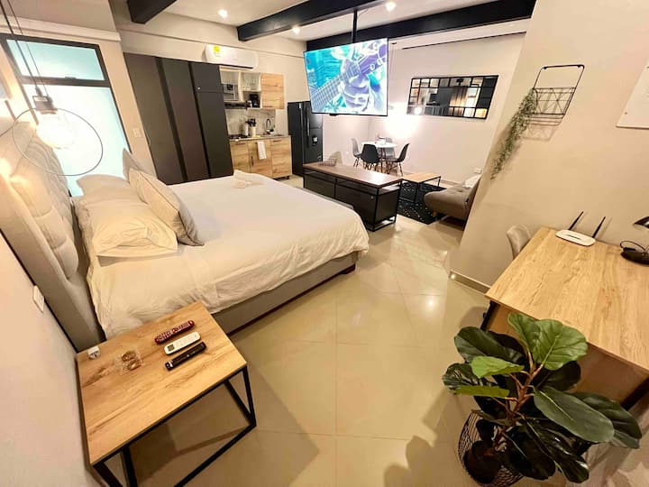Luxury & Cozy Loft Near Poblado - Kingbed - A/c - Medellín, Colombia