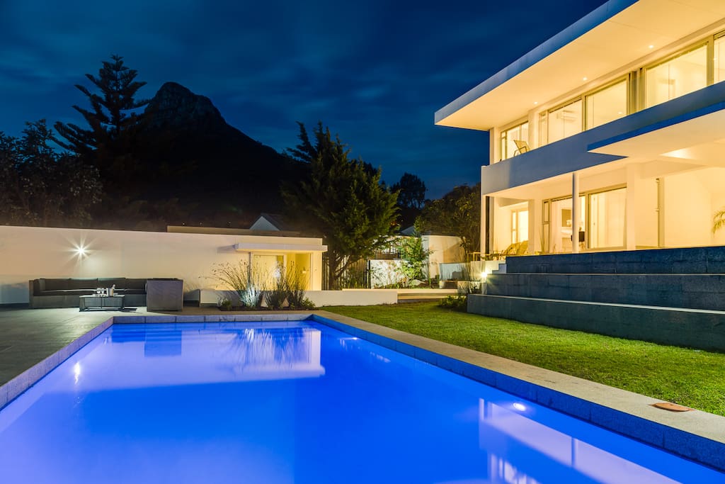 Thermal heated pool
