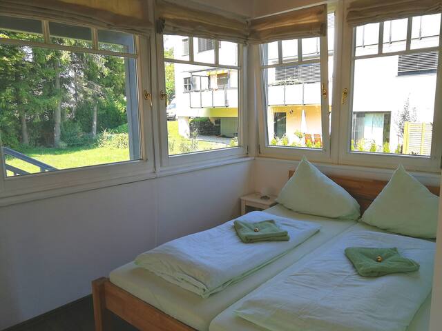 near to city center, private bathroom