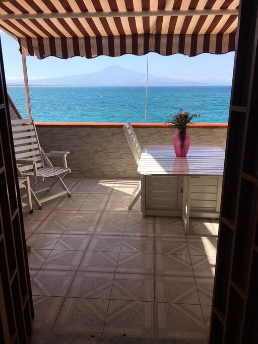 terrazzo sul mare