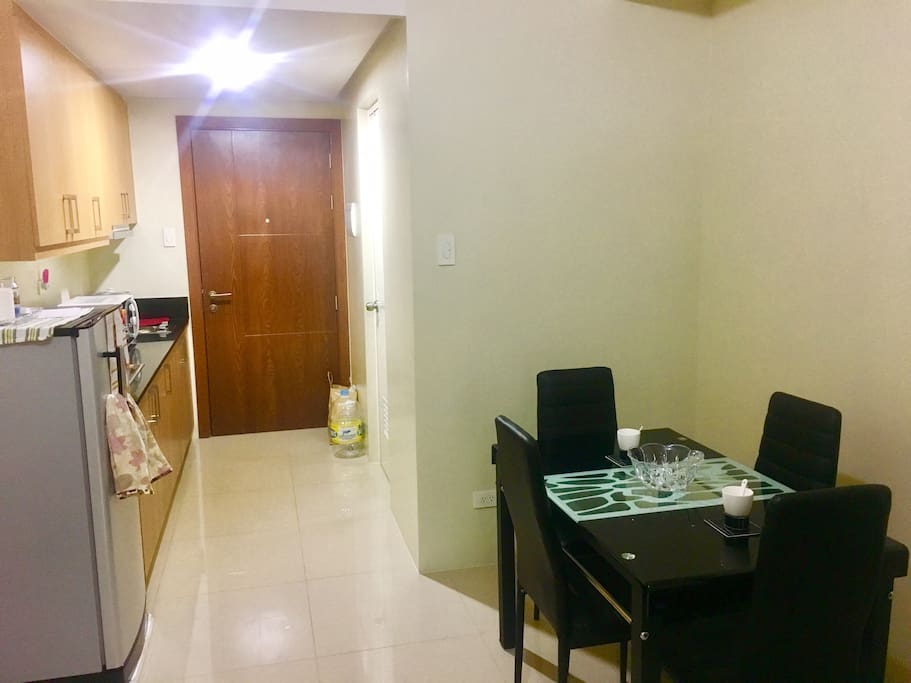 Kitchen and Dinner area..