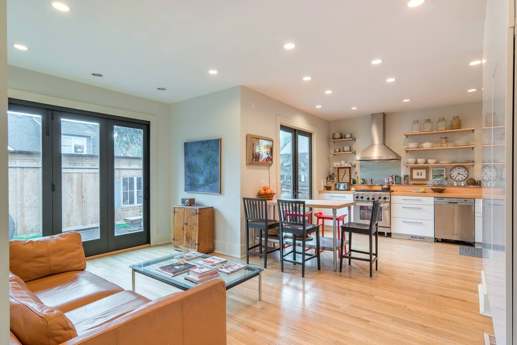 Kitchen with Seating; Accordion doors open to outside deck during Oregon's dry season.