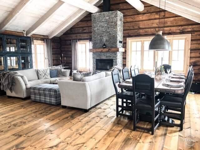 Eksklusiv tømmerhytte med panoramautsikt