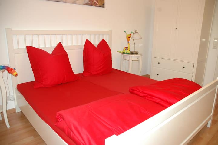 غرفة نوم بها دش/مرحاض