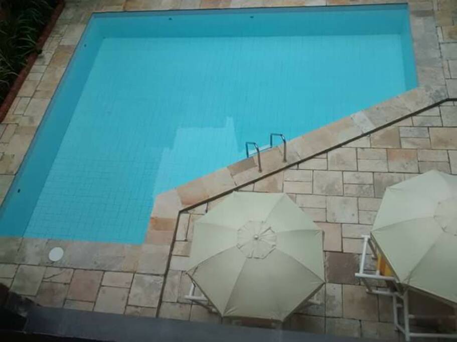 Piscina Condomínio