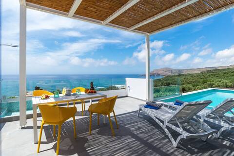 The Nest villa in Sfinari west of Crete