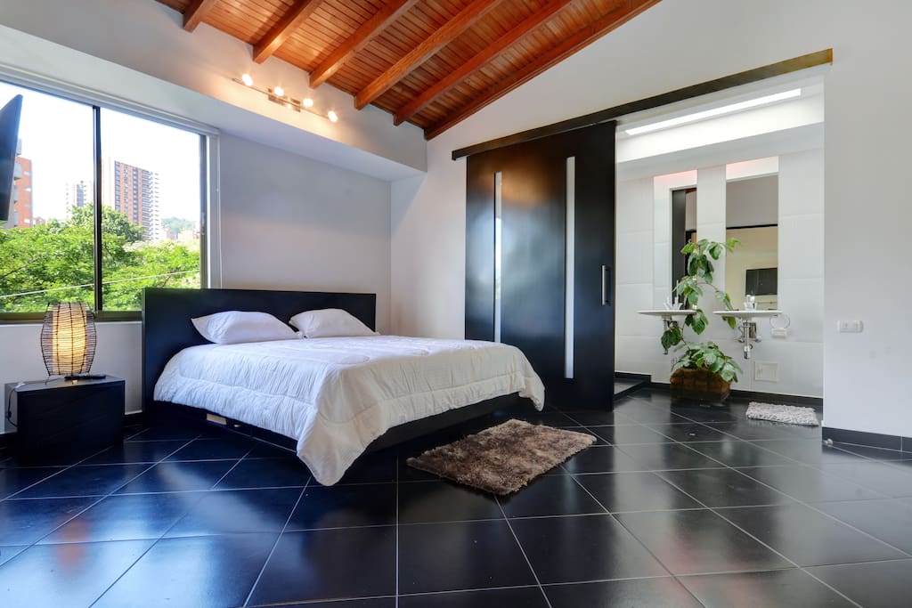 Comfortable King Sized bed