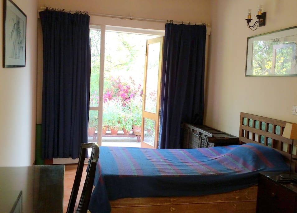 View from inside the room to the entrance door.
