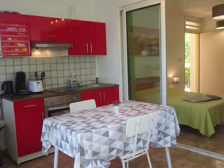 Appart De Charme +Jardin 10mn à Pied De La Plage - Réunion