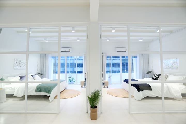mali. 1MIN to Ploenchit BTS/ 4BR Duplex Penthouse gallery image 3