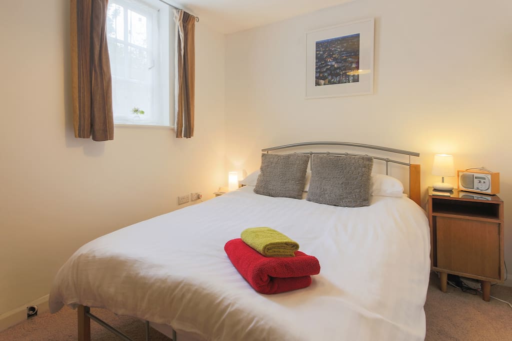 Cosy and comfy room with your own private access