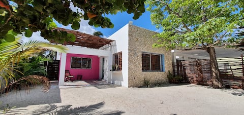 Popular Airbnb listing: Casa Ni'che' (beach grape). in Chelem