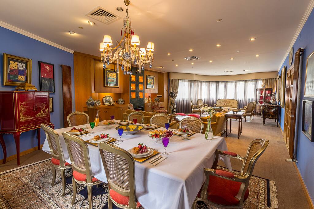 Wide Social area