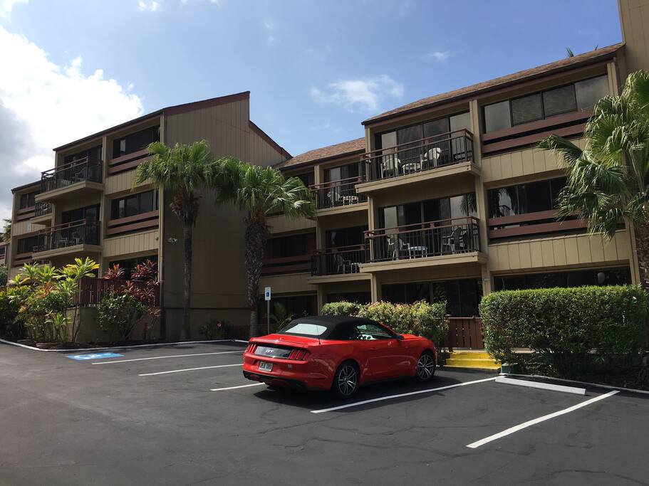 Outside view free parking