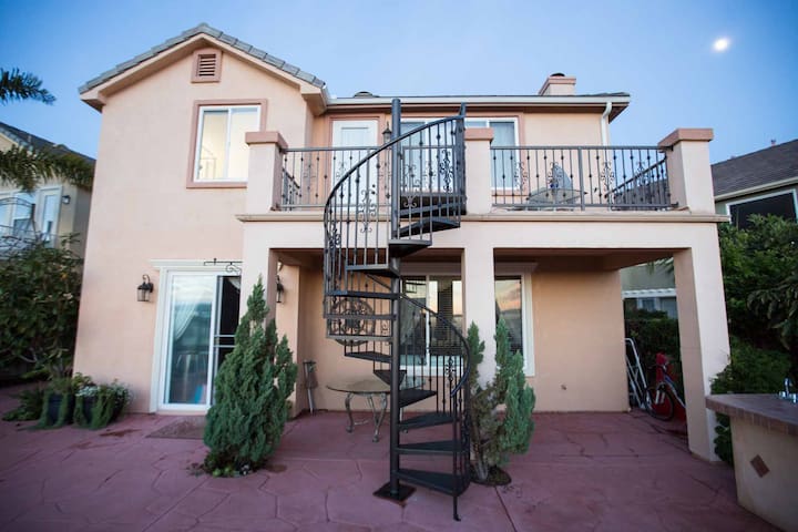 Marvelous Master Suite with Ocean View