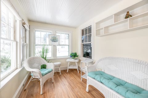 BANGOR MAINE ENTIRE HOUSE QUIET NEIGHBORHOOD