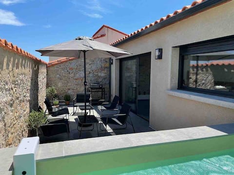 Can Montgaillard Rooftop & Pool 5 min beaches