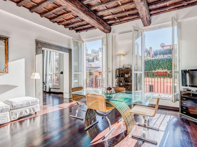 Luxury Spanish Steps Terrace