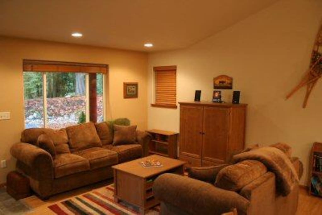 Living Room with Vaulted Ceilings