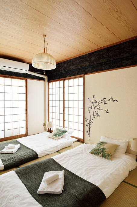 Comfortable room. 舒適的房間。