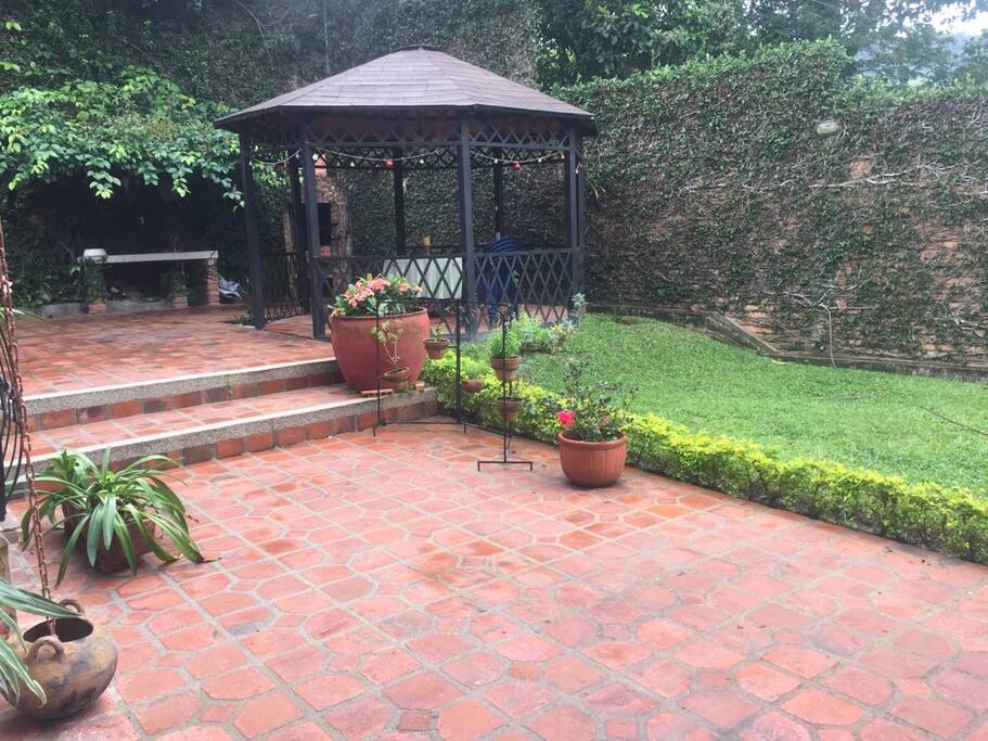 Jardín, BQQ, kiosko