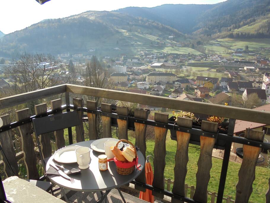 Vue panoramique du balcon