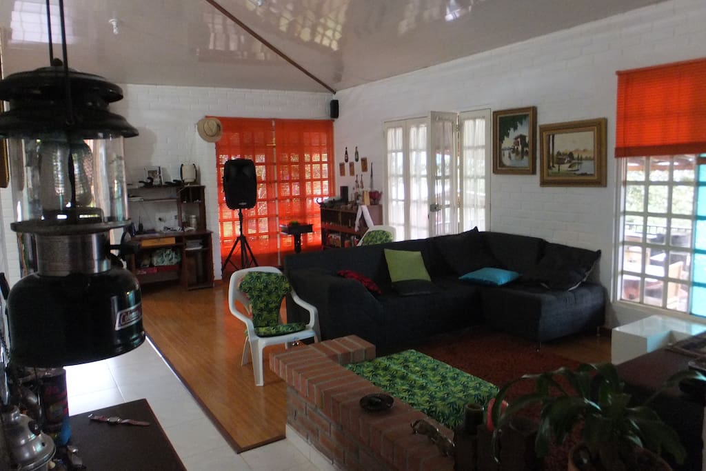 estar y sala de tv casa principal