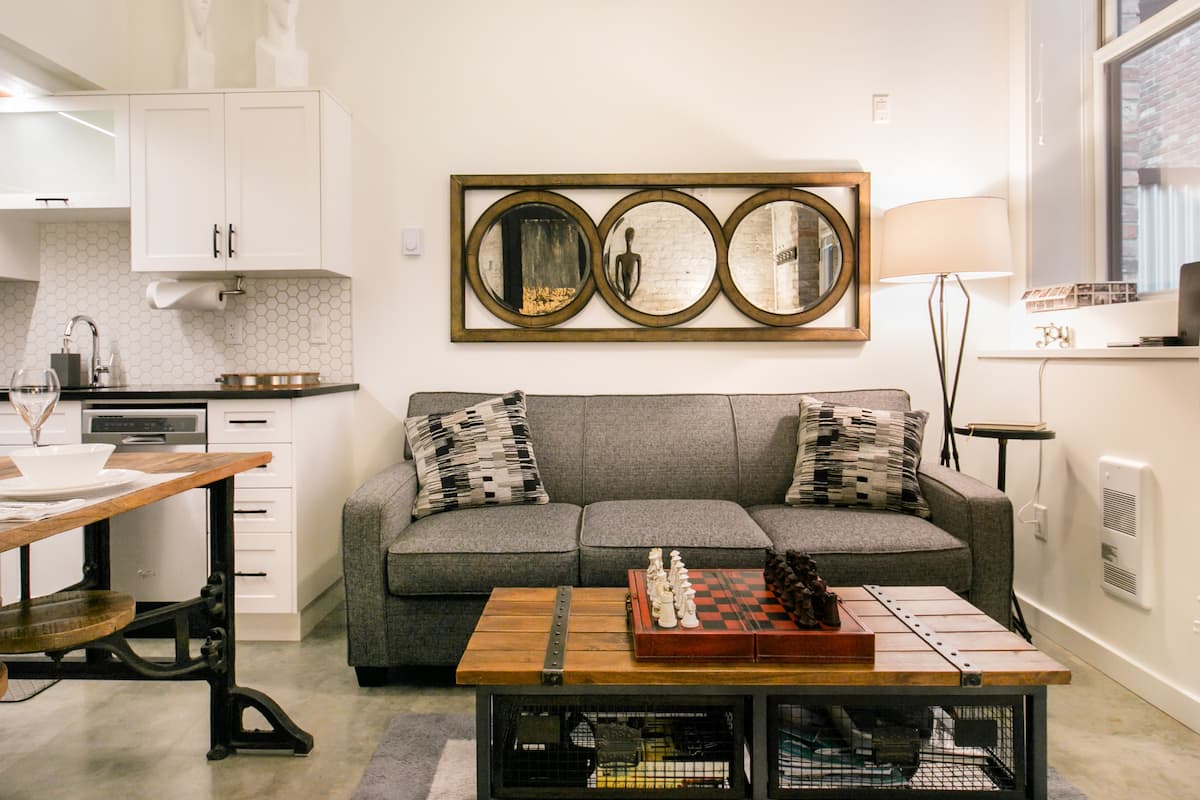 Downtown, Victoria Vacation Rentals & Homes Victoria, Canada Airbnb