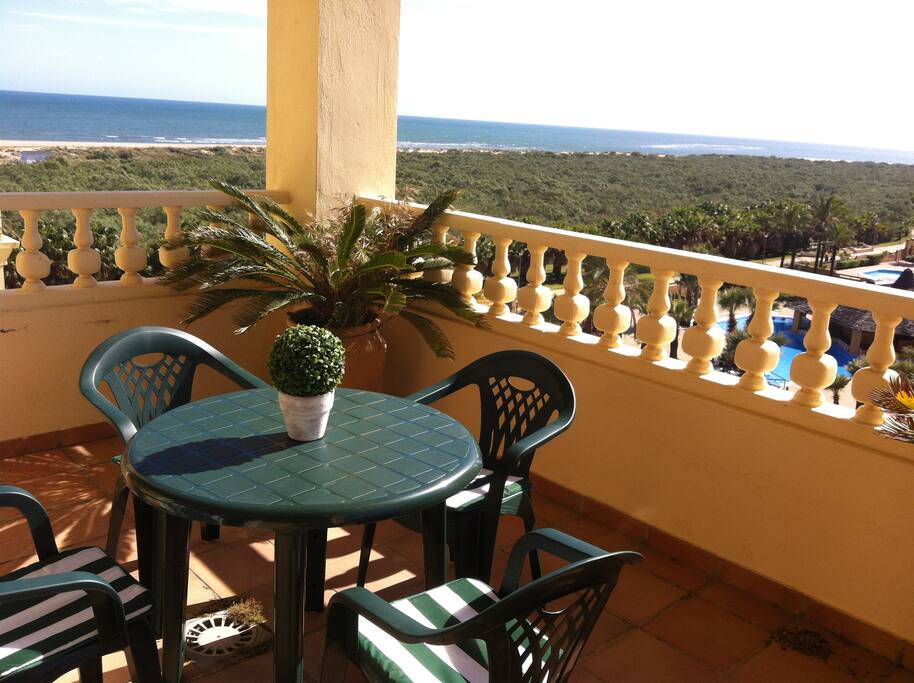 Terraza - Mesa Orientación Playa