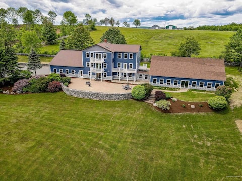 Luxe Liberty: Getaway with Heated Indoor Pool!