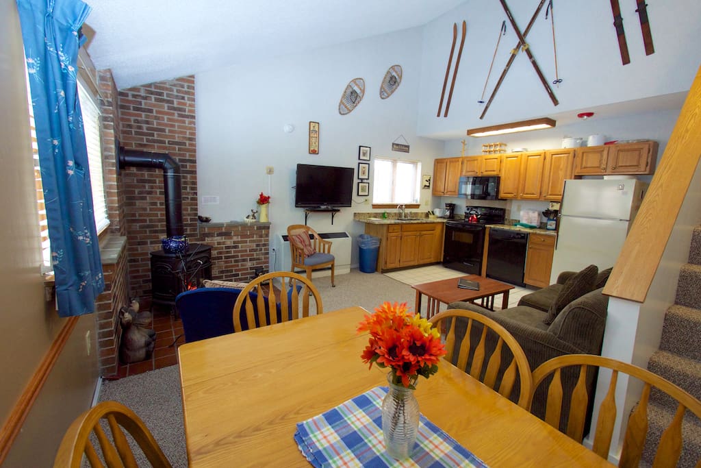 Open concept dining room, living room & Kitchen