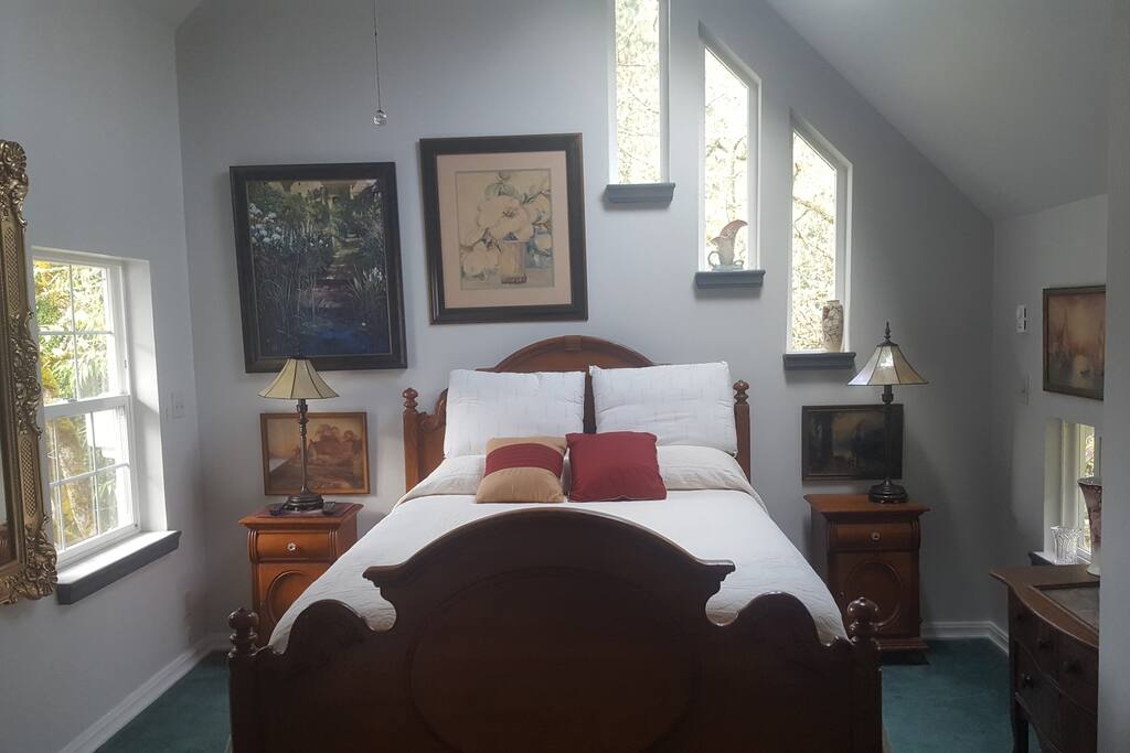 queen bed