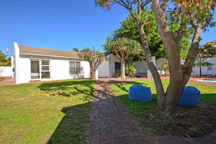 Host & Co. gallery image 3