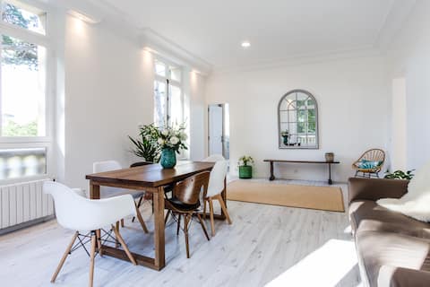 Apartment Park in a Castle 1st floor