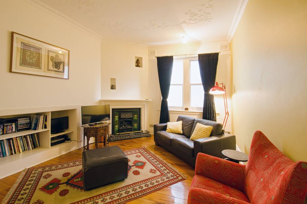 Separate cosy TV and reading room