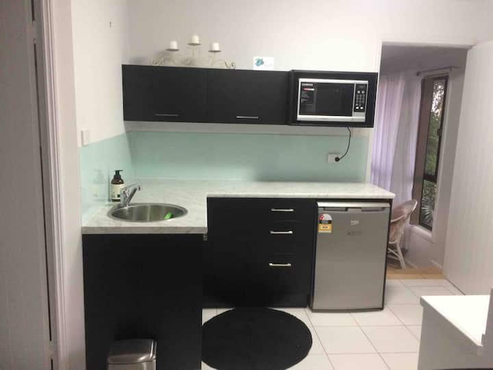 Self contained downstairs flat/apartment