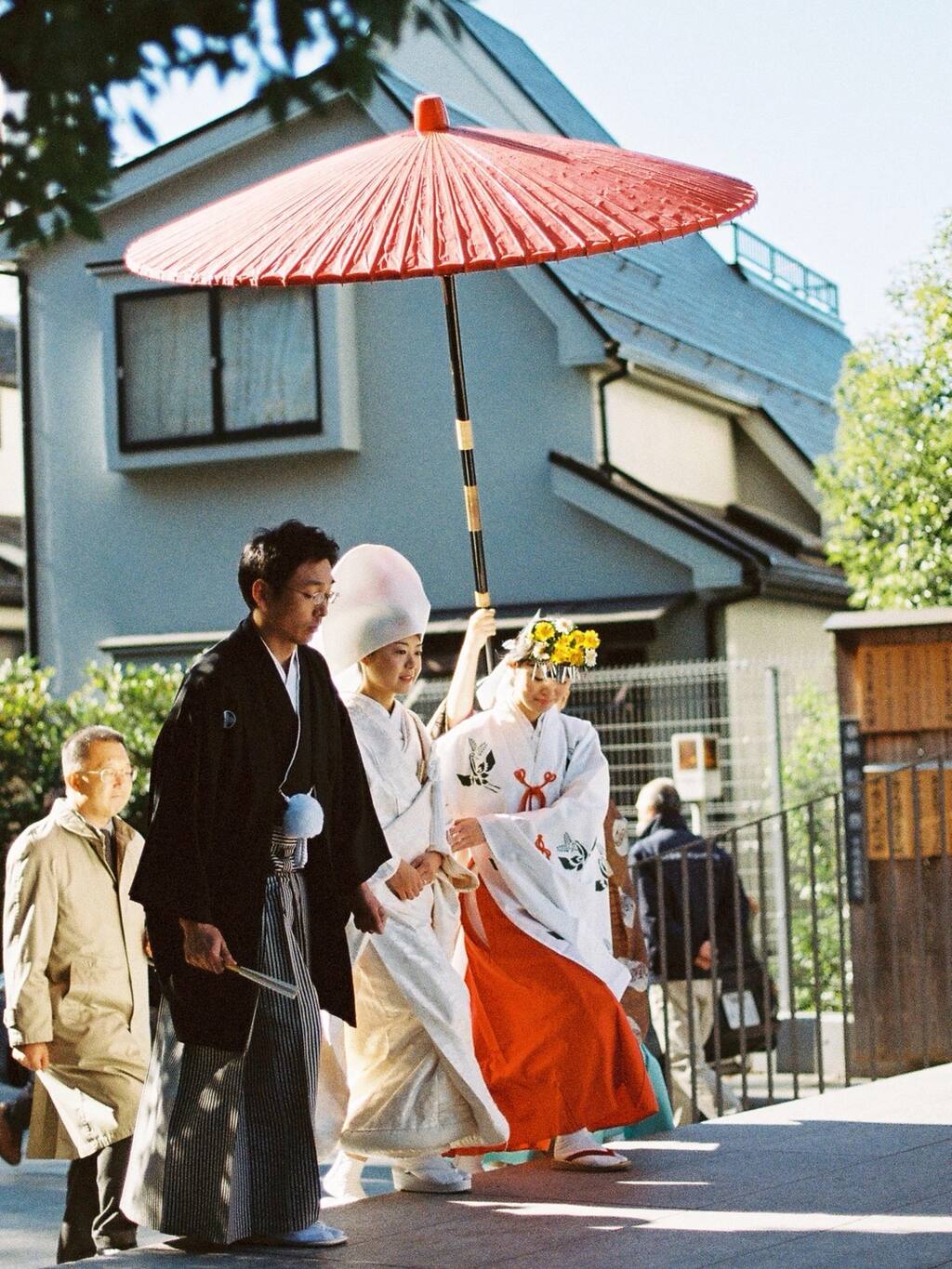 在隈研吾设计的现代神社 偶遇一场日式婚礼 东京旅游攻略 尽在airbnb爱彼迎 在隈研吾设计的现代神社 偶遇一场日式婚礼 东京旅游攻略 尽在airbnb爱彼迎