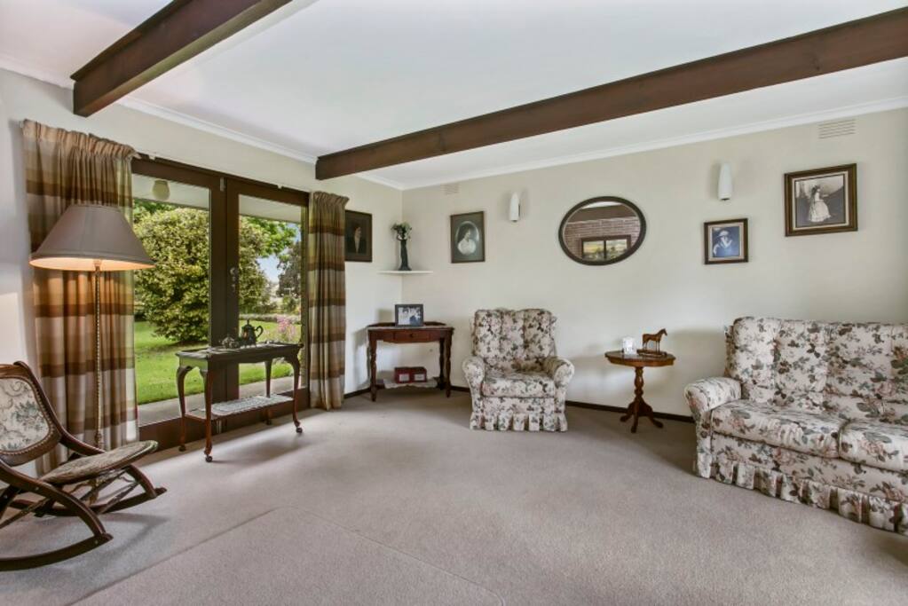 Lounge room